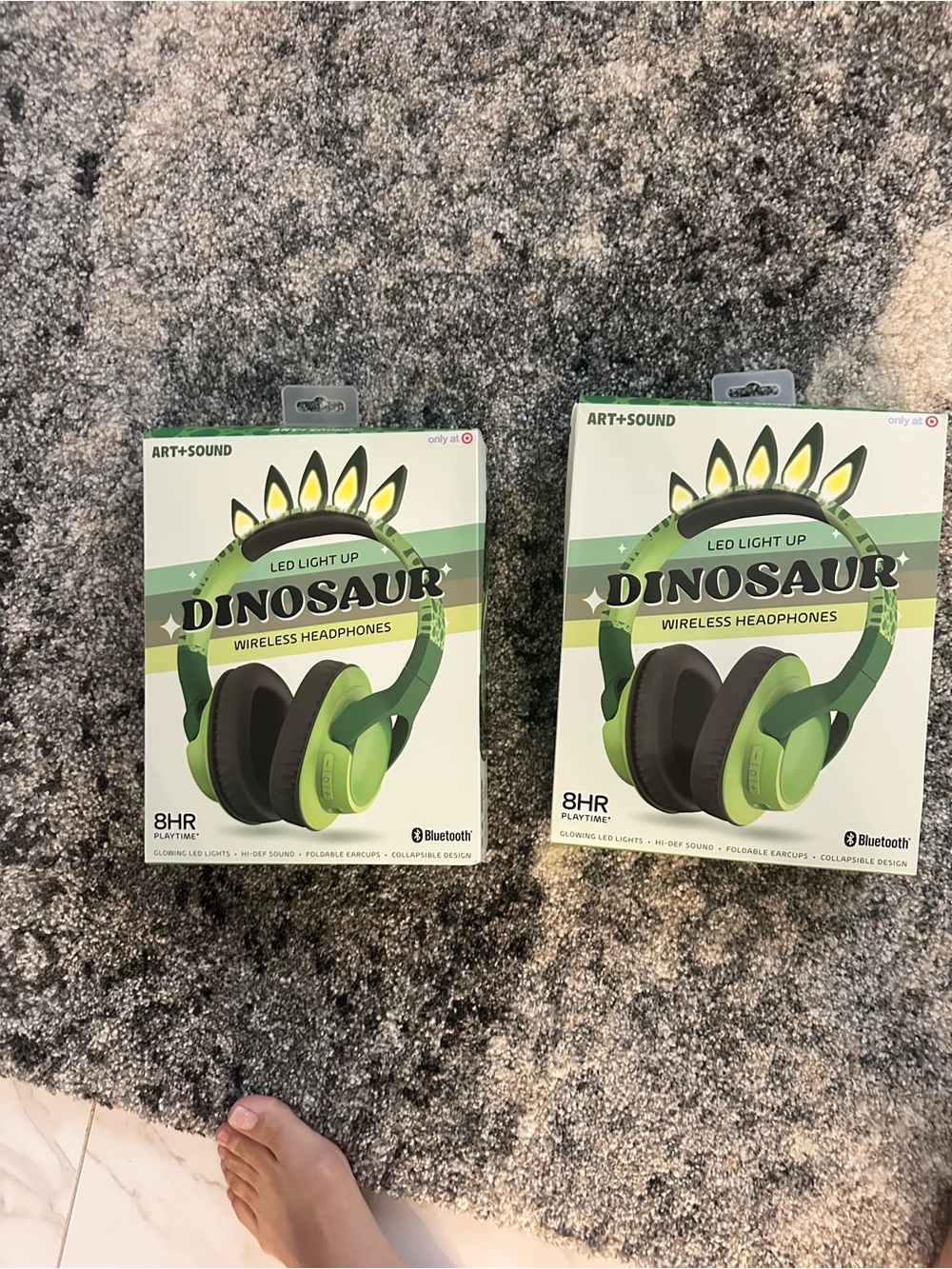 2 Dinosaur LED Light Up Wireless Headphones - Green